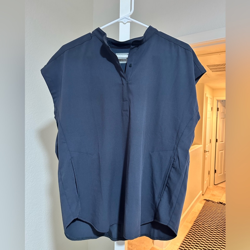 Women’s Scrub Top